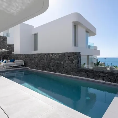 Rokabella Luxury Villas 빌라 아데제