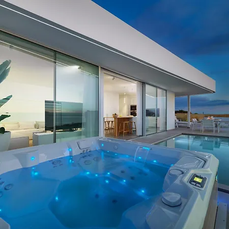 Rokabella Luxury Villas 빌라 아데제