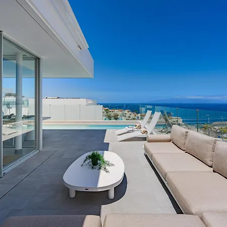 빌라 Rokabella Luxury Villas 아데제