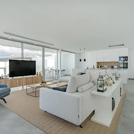 빌라 Rokabella Luxury Villas 아데제