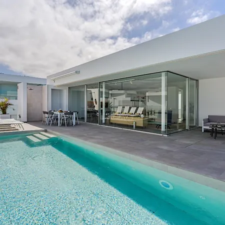Rokabella Luxury Villas 빌라 *