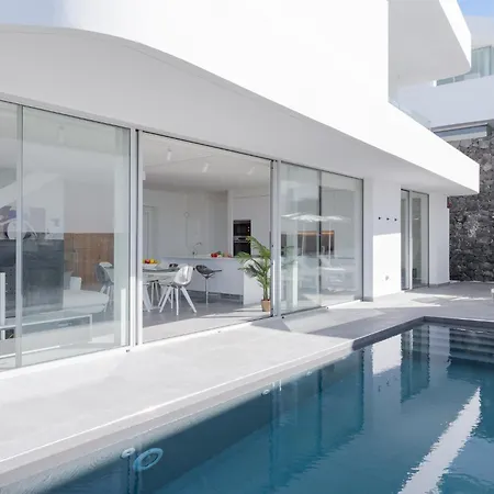 Rokabella Luxury Villas 빌라 *