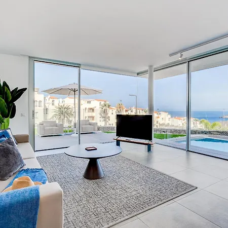 Rokabella Luxury Villas 빌라 *