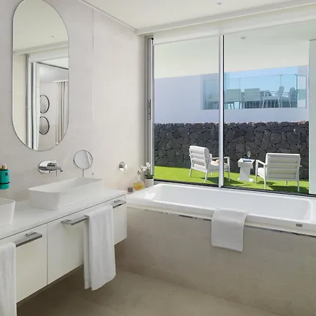 Rokabella Luxury Villas 빌라 아데제