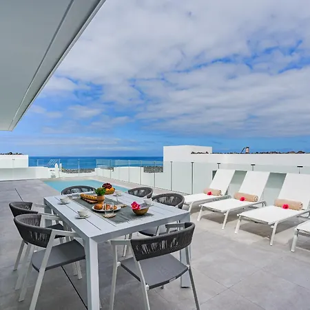 빌라 Rokabella Luxury Villas 아데제